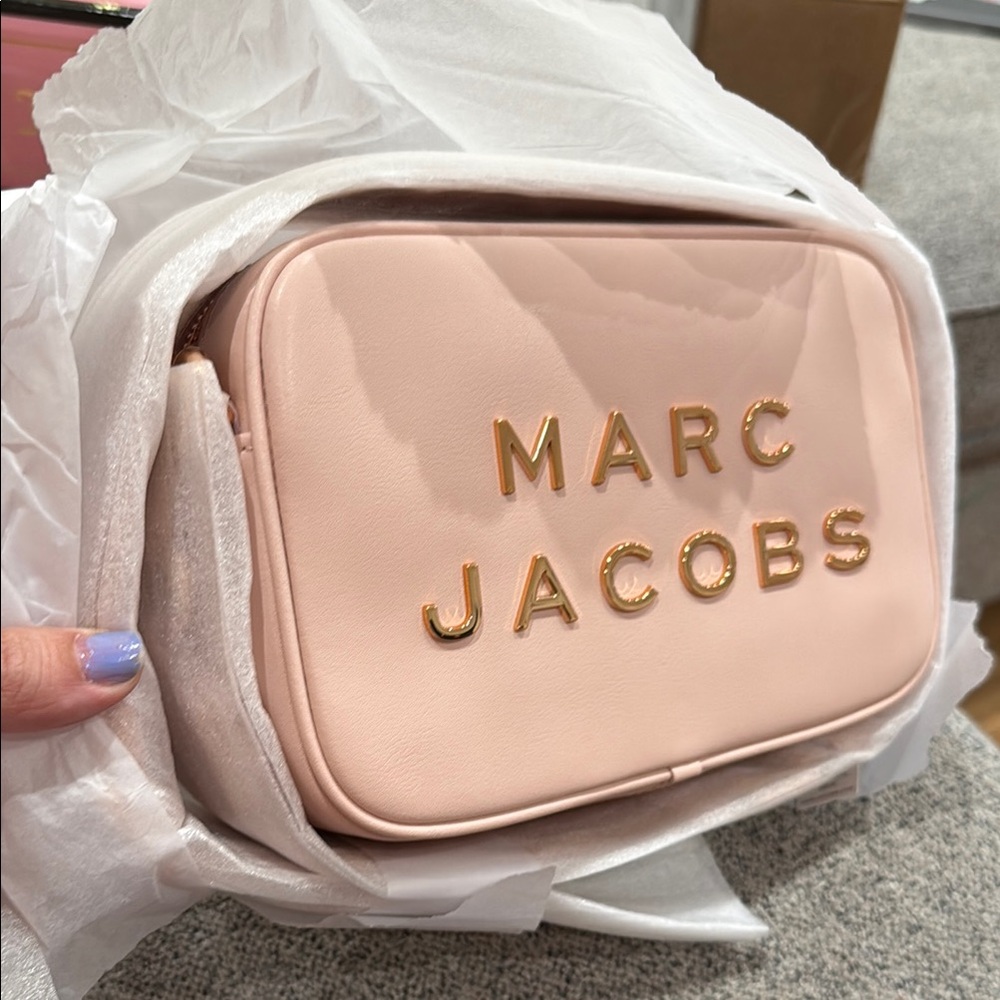Marc Jacobs Rose Gold Crossbody purse flash